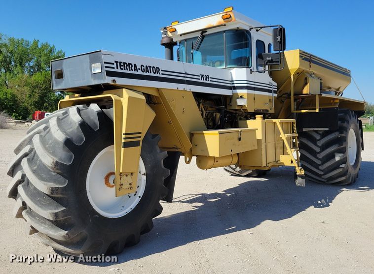 image for item EA2445 TerraGator 1903 spreader