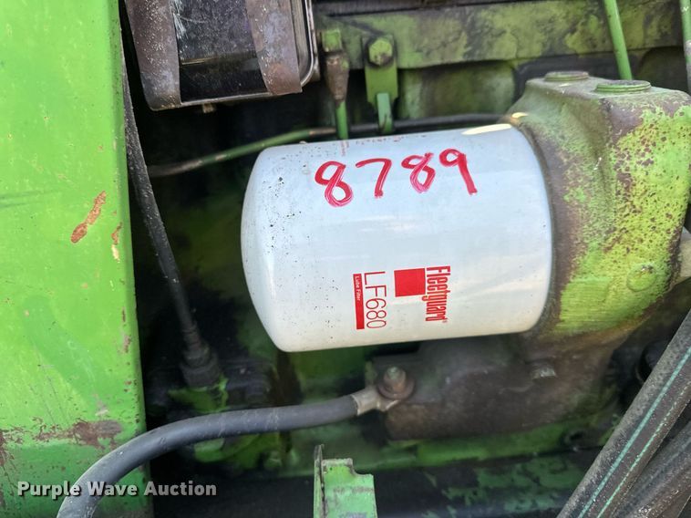 image for item EB2565 John Deere 4040 tractor