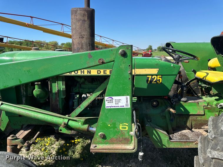 image for item EB2567 1978 John Deere 2640 tractor