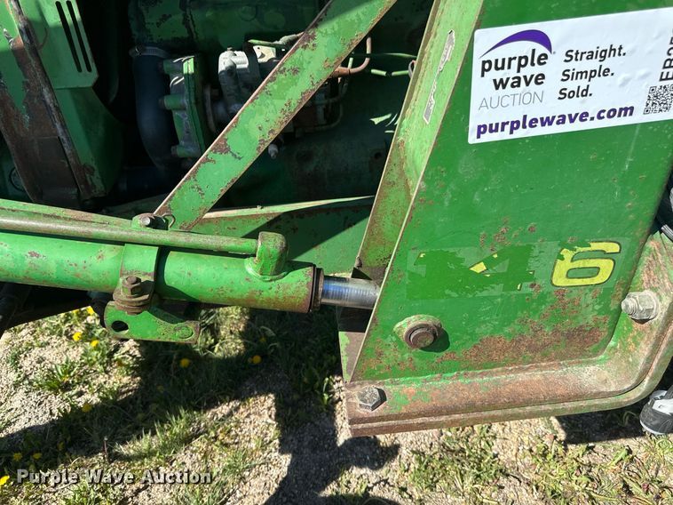 image for item EB2567 1978 John Deere 2640 tractor