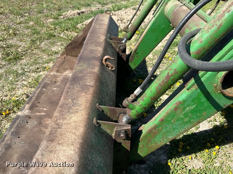 image for item EB2567 1978 John Deere 2640 tractor