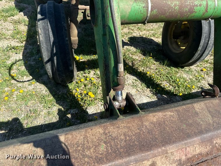 image for item EB2567 1978 John Deere 2640 tractor