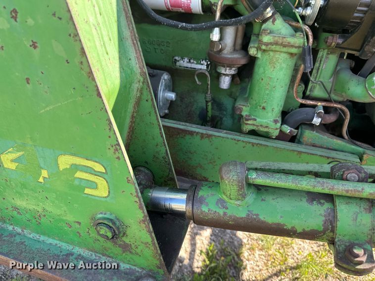 image for item EB2567 1978 John Deere 2640 tractor