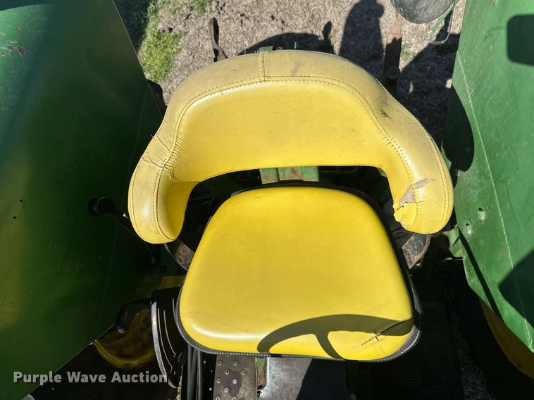 image for item EB2567 1978 John Deere 2640 tractor