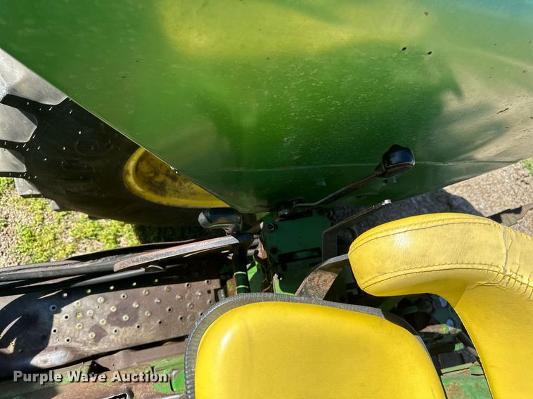 image for item EB2567 1978 John Deere 2640 tractor
