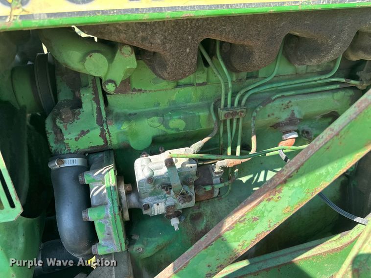 image for item EB2567 1978 John Deere 2640 tractor