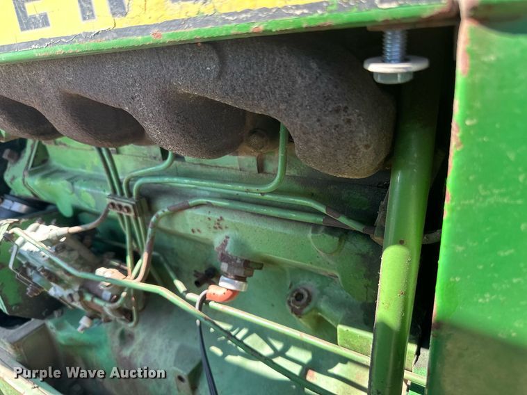 image for item EB2567 1978 John Deere 2640 tractor