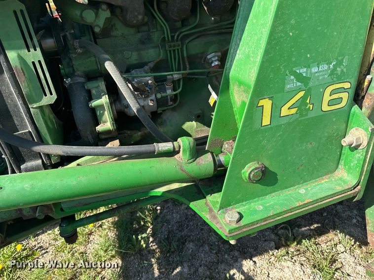 image for item EB2568 John Deere 2640 tractor
