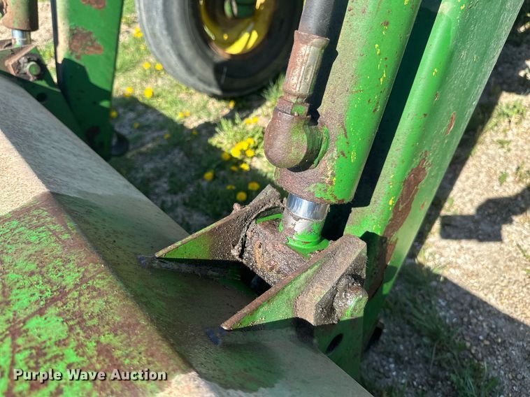 image for item EB2568 John Deere 2640 tractor