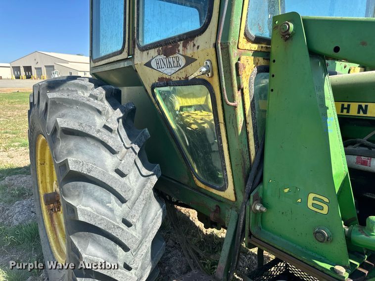 image for item EB2568 John Deere 2640 tractor