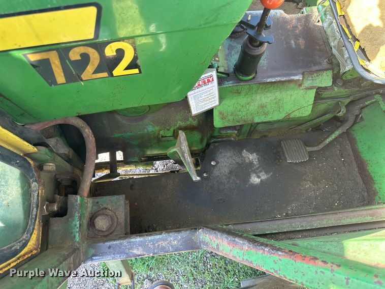 image for item EB2568 John Deere 2640 tractor