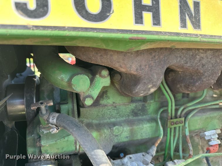 image for item EB2568 John Deere 2640 tractor
