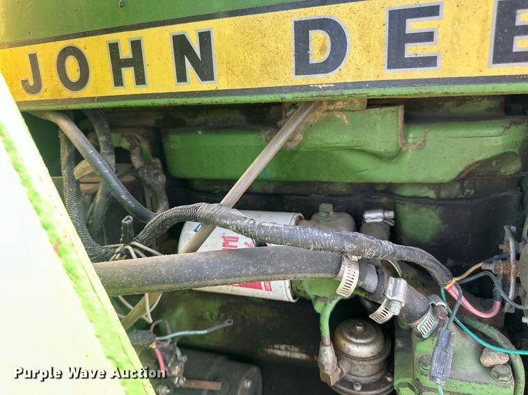 image for item EB2568 John Deere 2640 tractor