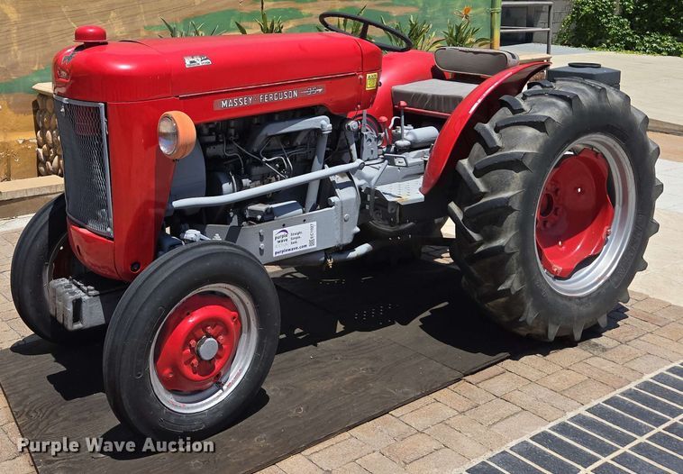 image for item EC1027 Massey Ferguson 25 tractor