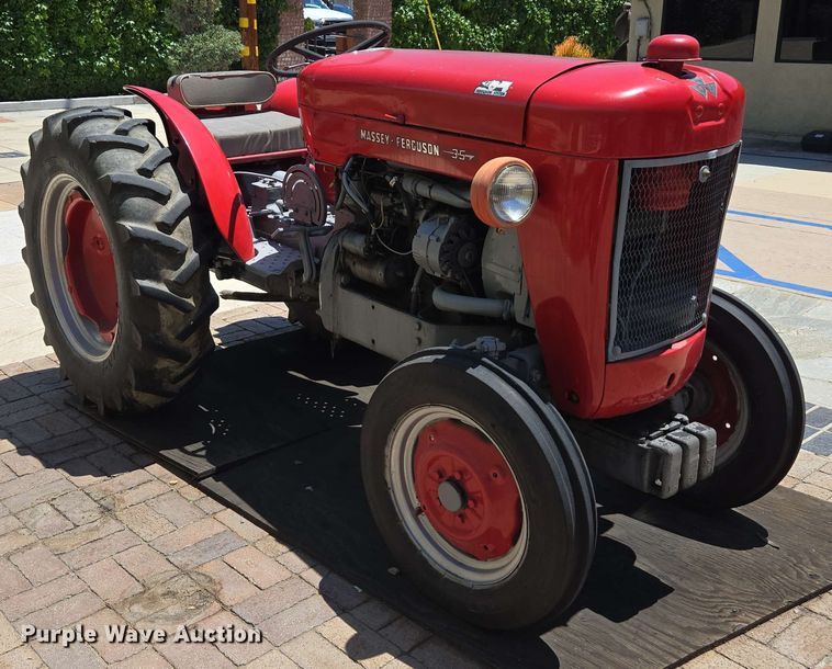 image for item EC1027 Massey Ferguson 25 tractor