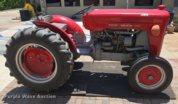 image for item EC1027 Massey Ferguson 25 tractor