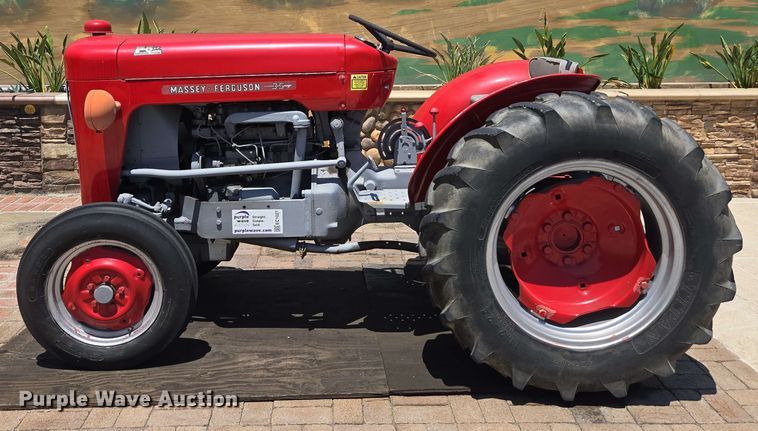 image for item EC1027 Massey Ferguson 25 tractor
