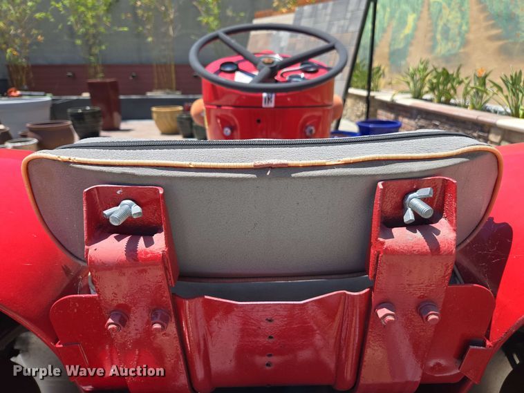 image for item EC1027 Massey Ferguson 25 tractor