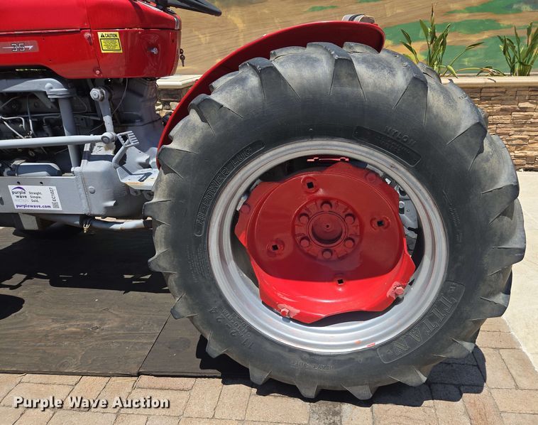 image for item EC1027 Massey Ferguson 25 tractor