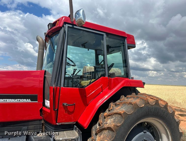 image for item EC1377 1994 Case IH 7230 tractor