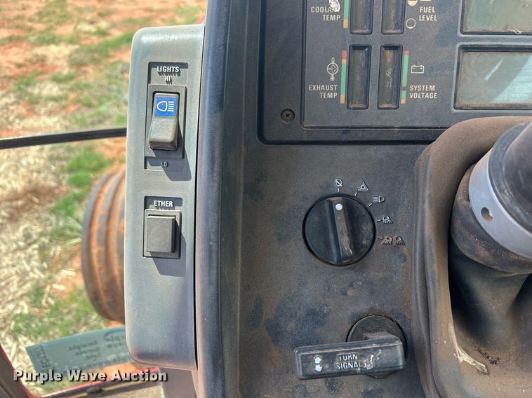 image for item EC1377 1994 Case IH 7230 tractor