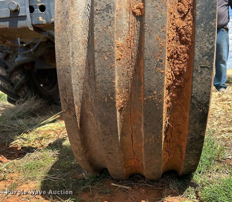 image for item EC1377 1994 Case IH 7230 tractor