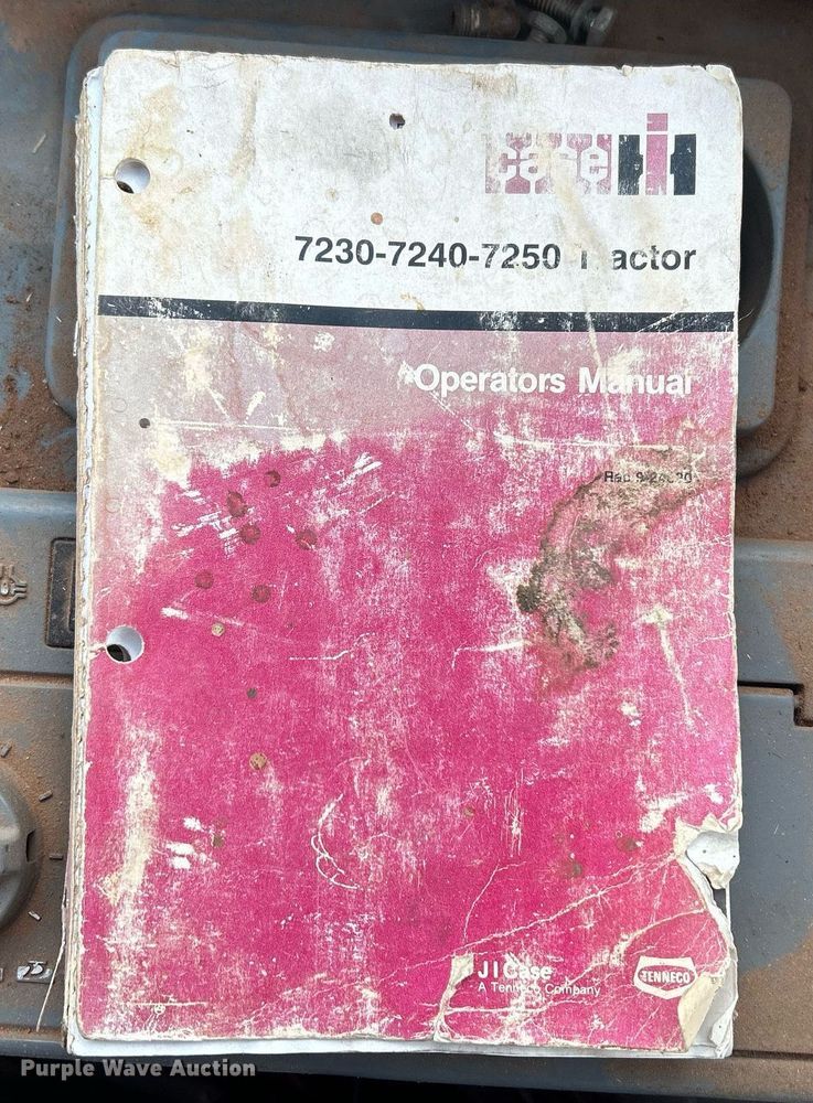 image for item EC1377 1994 Case IH 7230 tractor