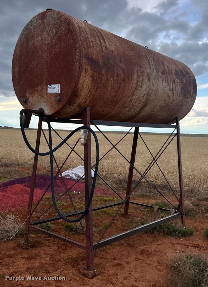 image for item EC1378 Fuel tank