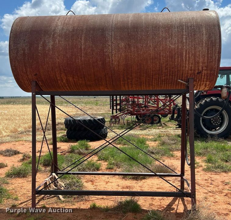 image for item EC1378 Fuel tank