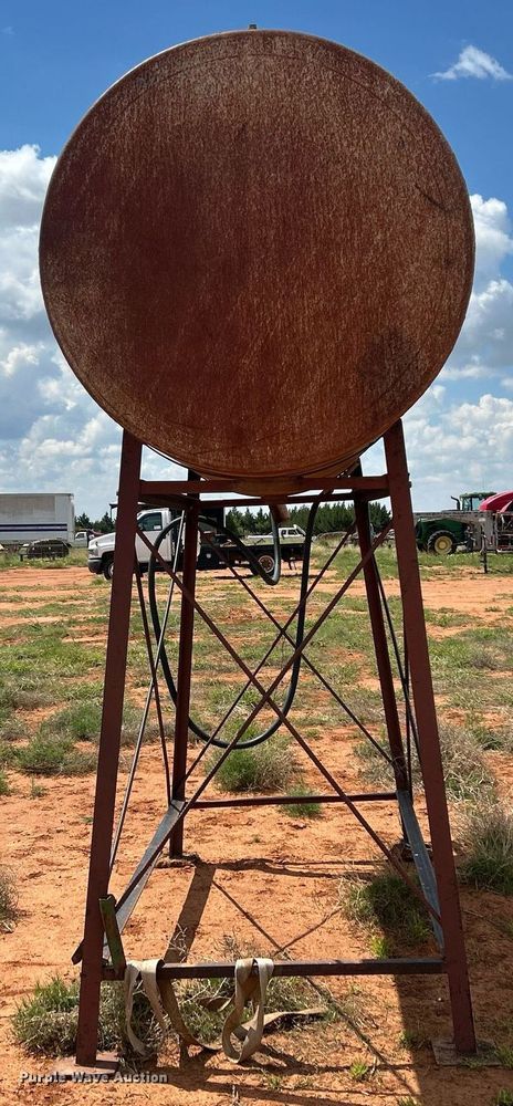 image for item EC1378 Fuel tank