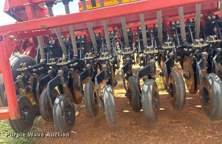 image for item EC1380 Sunflower 9433-40 grain drill