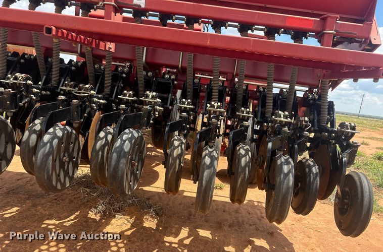 image for item EC1380 Sunflower 9433-40 grain drill