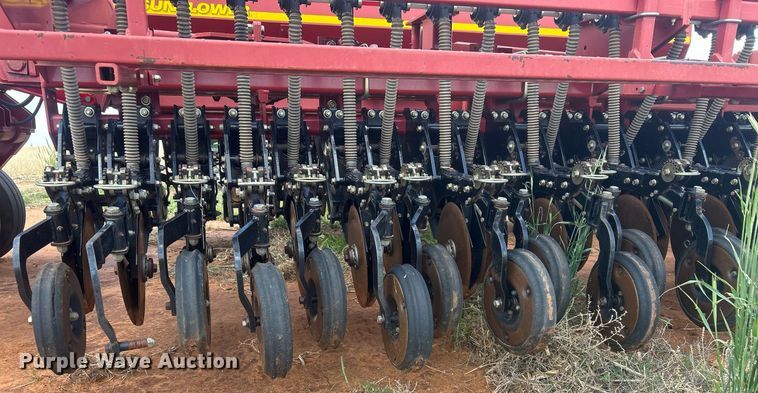 image for item EC1380 Sunflower 9433-40 grain drill