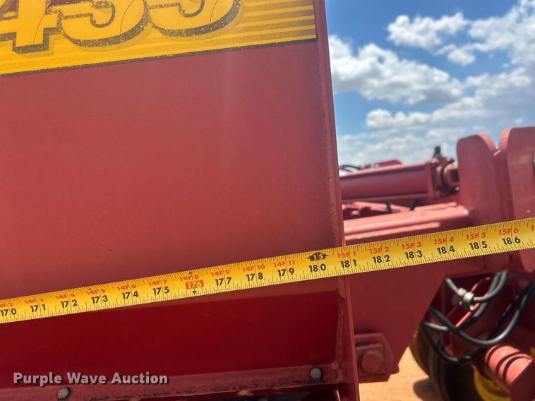 image for item EC1380 Sunflower 9433-40 grain drill