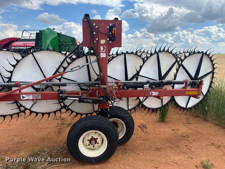 image for item EC1384 2014 H&S HDII hay rake