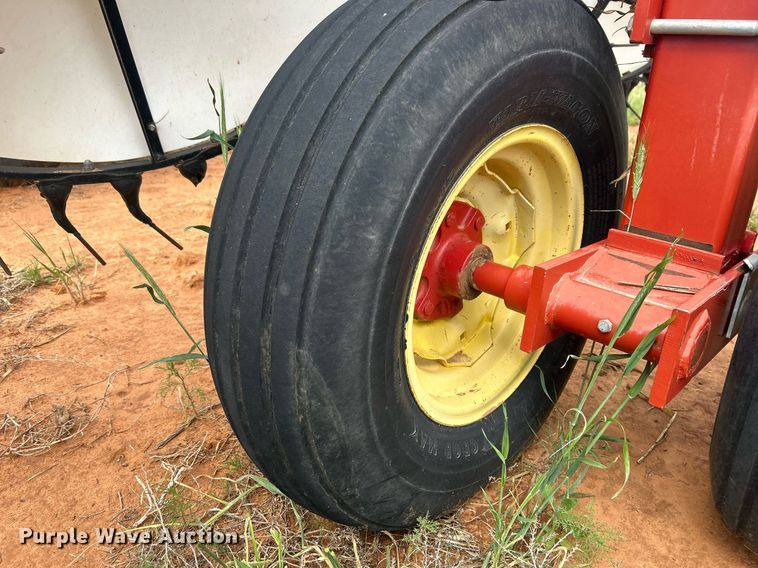 image for item EC1384 2014 H&S HDII hay rake