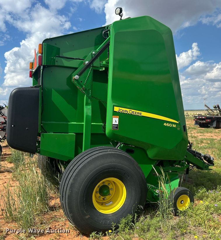 image for item EC1385 2021 John Deere 460M round baler