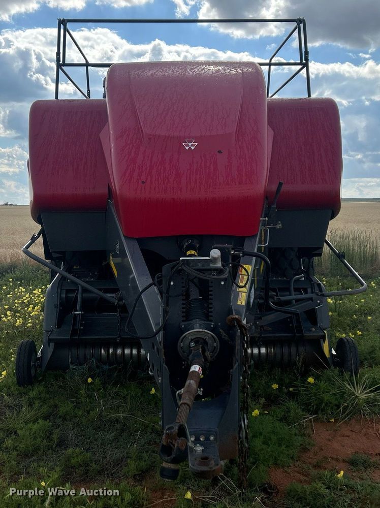 image for item EC1386 2017 Massey Ferguson 2290 large square baler