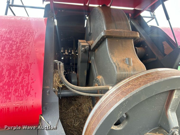 image for item EC1386 2017 Massey Ferguson 2290 large square baler