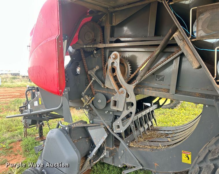 image for item EC1386 2017 Massey Ferguson 2290 large square baler