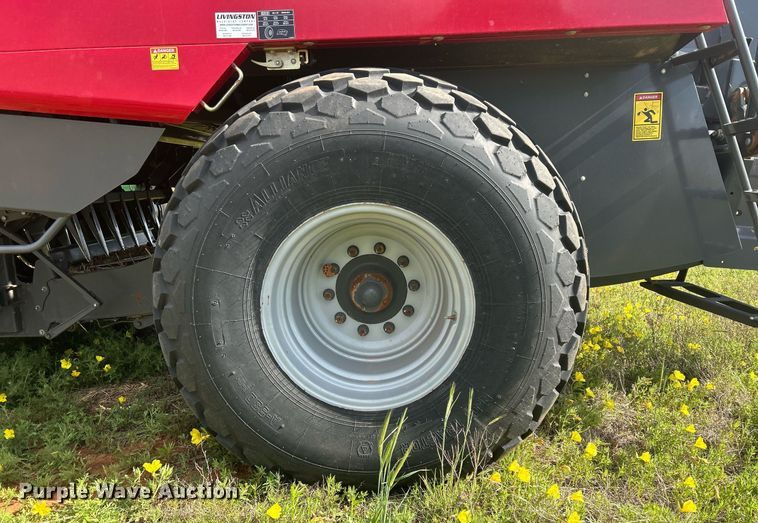 image for item EC1386 2017 Massey Ferguson 2290 large square baler