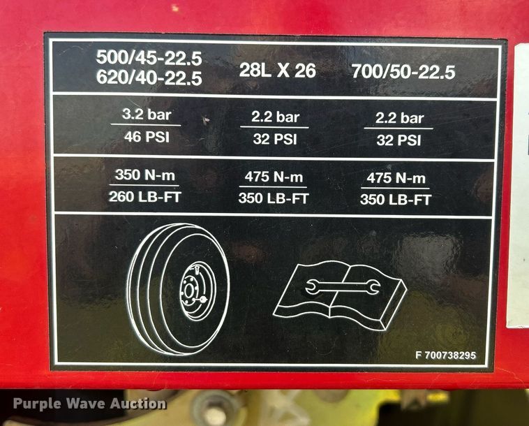 image for item EC1386 2017 Massey Ferguson 2290 large square baler