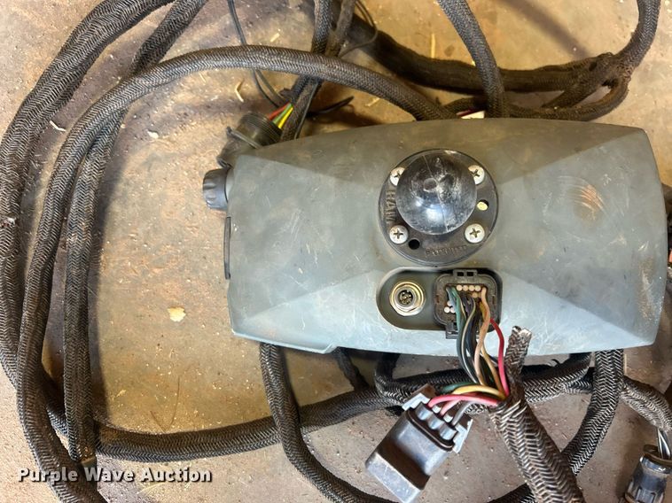 image for item EC1386 2017 Massey Ferguson 2290 large square baler