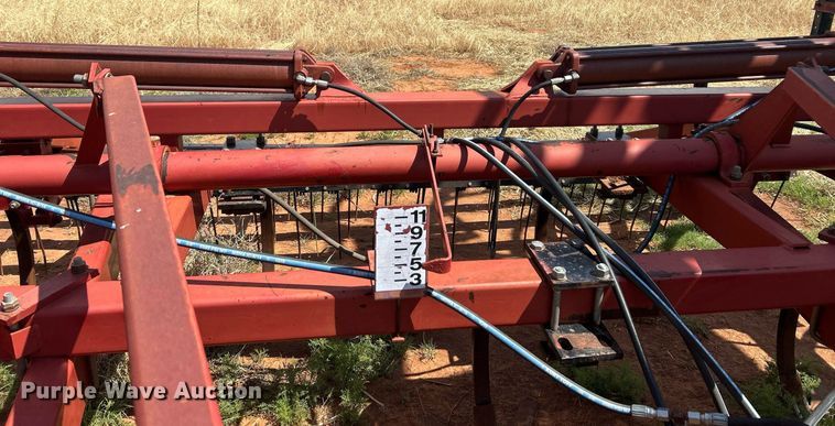 image for item EC1388 Case IH 5700 field cultivator