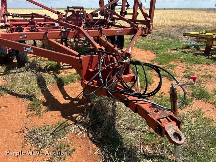 image for item EC1388 Case IH 5700 field cultivator