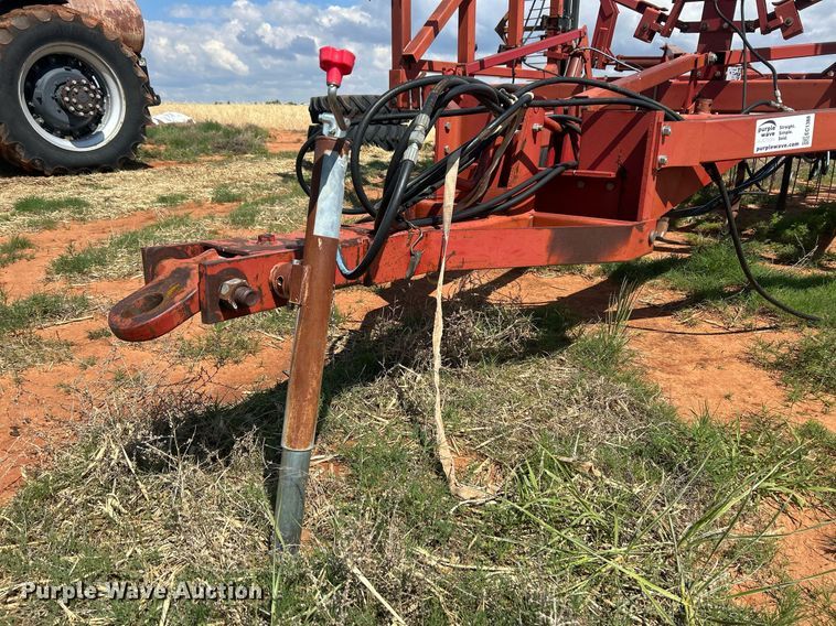 image for item EC1388 Case IH 5700 field cultivator