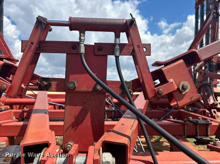 image for item EC1388 Case IH 5700 field cultivator
