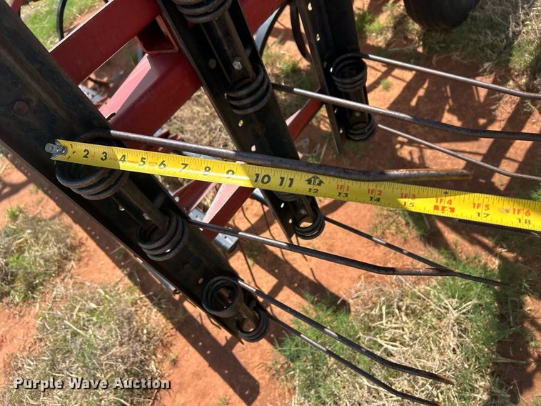 image for item EC1388 Case IH 5700 field cultivator