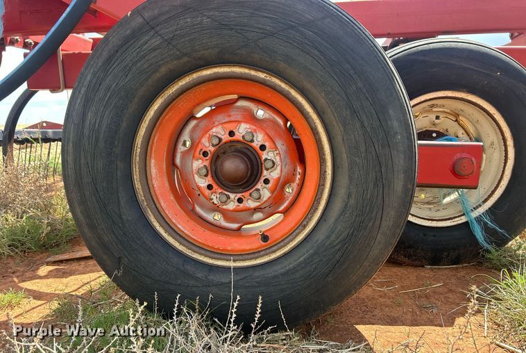 image for item EC1388 Case IH 5700 field cultivator