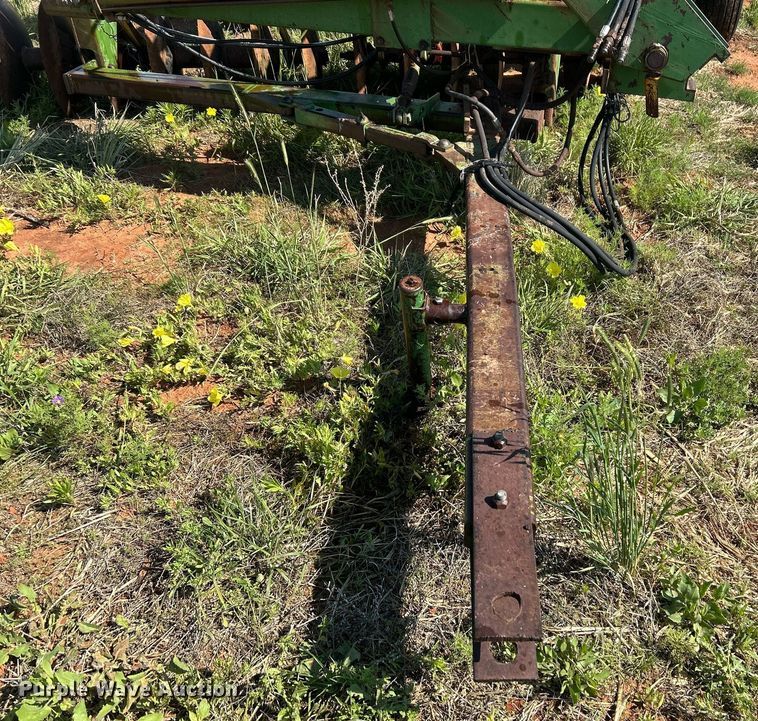 image for item EC1390 John Deere 220 tandem disk